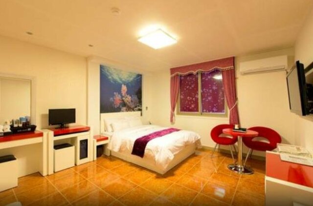 Lavichi Hotel - Photo4