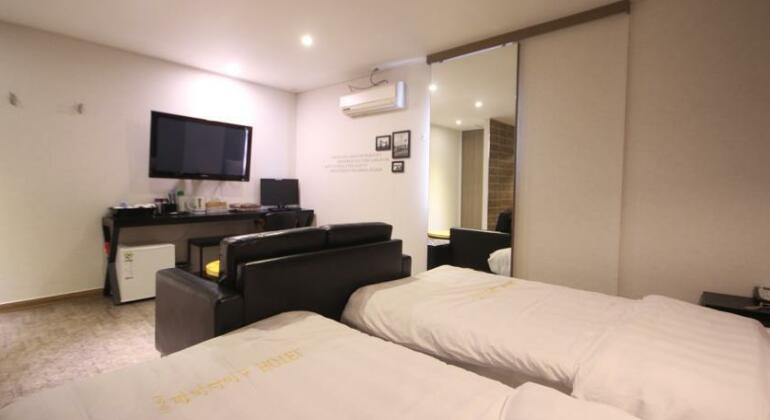Paradise Hotel Gunsan - Photo5