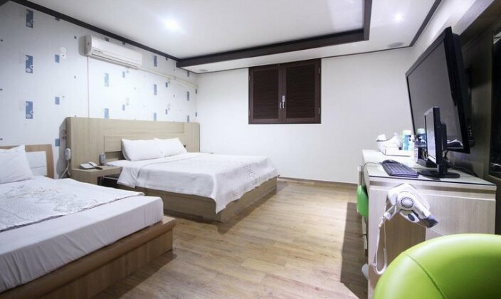 Piano Hotel Gunsan - Photo5