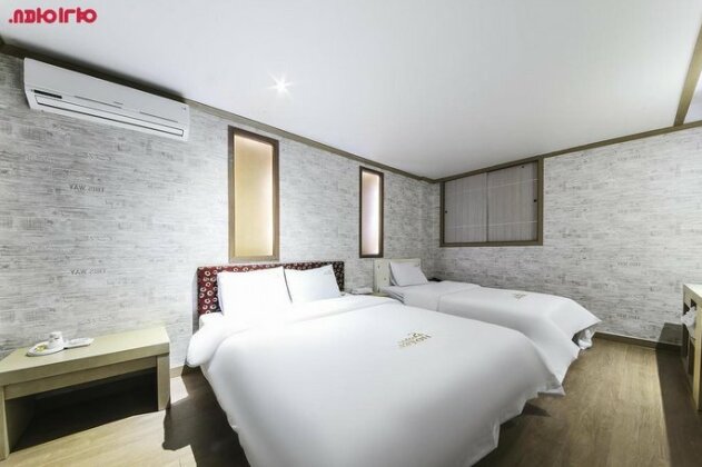 Q Motel Gunsan - Photo2