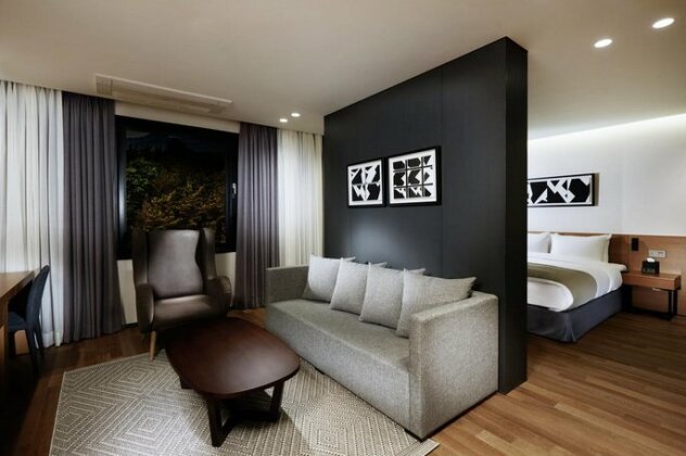 Ramada Gunsan Hotel - Photo2