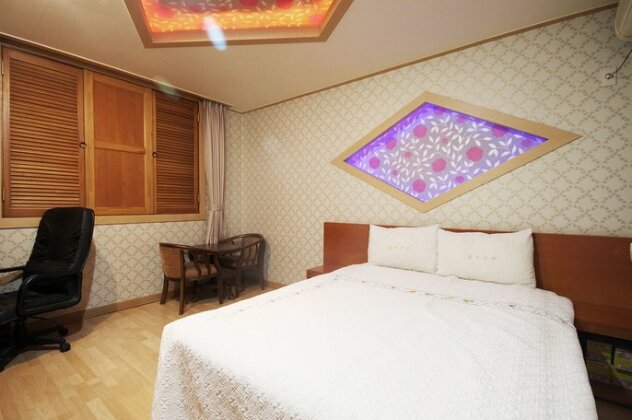 Thema Motel - Photo2