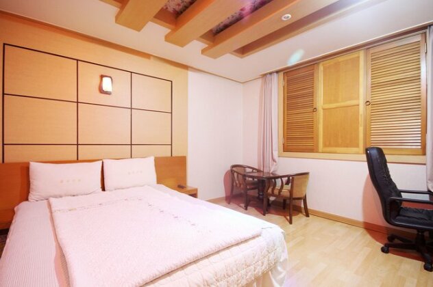 Thema Motel - Photo3