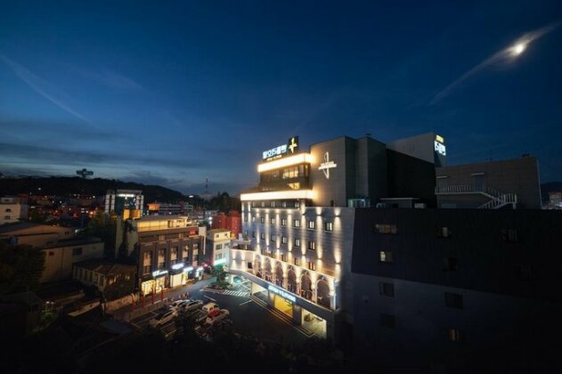 Bentley Hotel Gwangju - Photo3