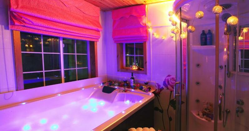 Euro Village Resort and Pension - Photo2