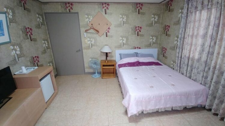 Fourseasons Youth Hostel - Photo2