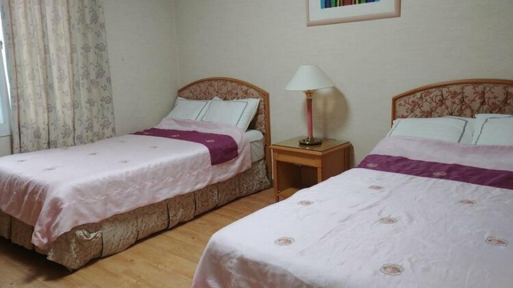 Fourseasons Youth Hostel - Photo3