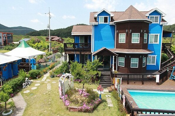 Gyeongju Blue Hill Pension - Photo3