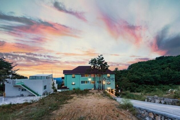 Gyeongju HelloMellow Pension - Photo4