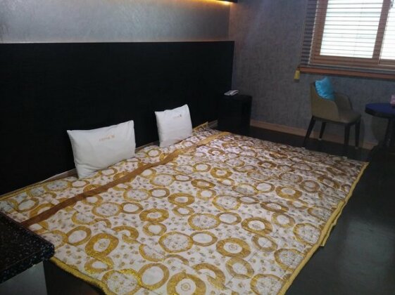 Gyeongju W Drive-in Motel - Photo3
