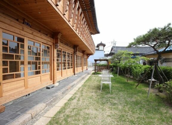 Hanok Hotel Kumsulchae - Photo4