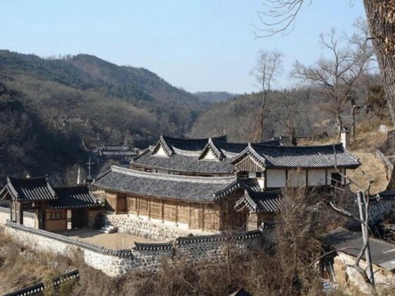 Hyangdan Hanok Guesthouse - Photo2