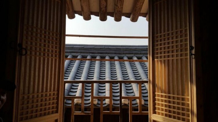 Hyangdan Hanok Guesthouse - Photo3