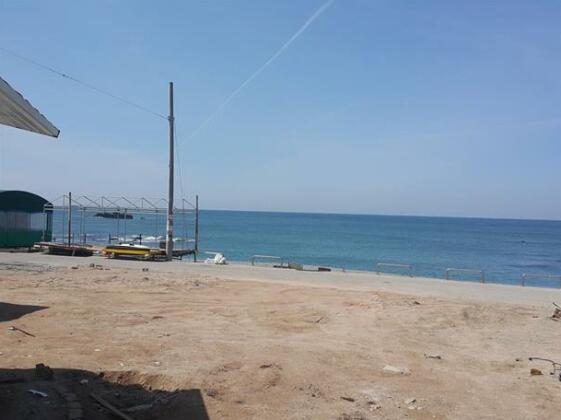 Hyundae Guesthouse - Photo2