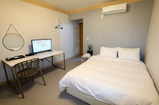 Maison Mini Hotel & Guesthouse - Photo3