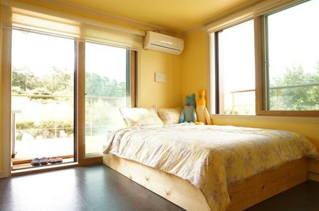 Twin Village - Photo2