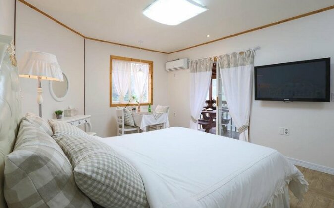 Yellow star Pension - Photo5