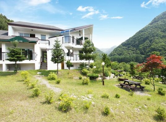 Hoengseong Valley Alps Pension - Photo2