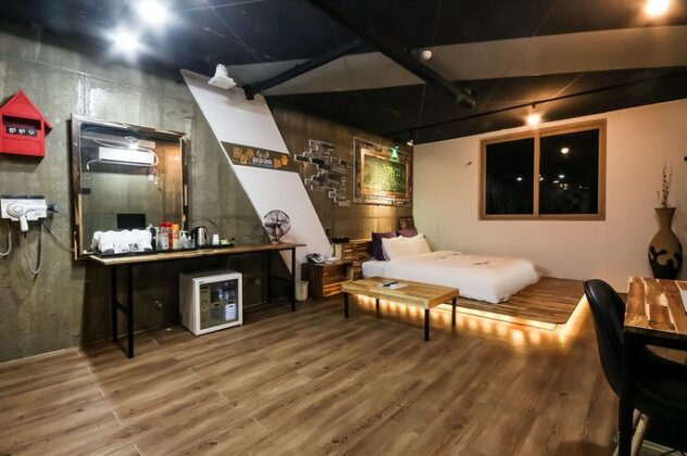 Olleh Muintel - Photo3