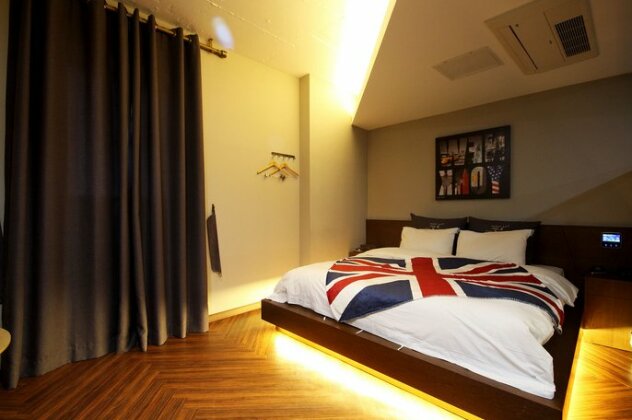 Romance Hotel - Photo5