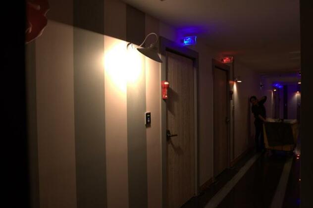 Twins Hotel Iksan - Photo4