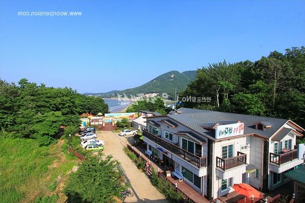 Ganghwa Flower & Sea Scented Pension - Photo5