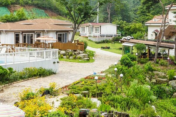 Ganghwa Herb Land Guesthouse