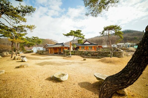 Ganghwa Once Upon A Time Golden Grass Pension - Photo3