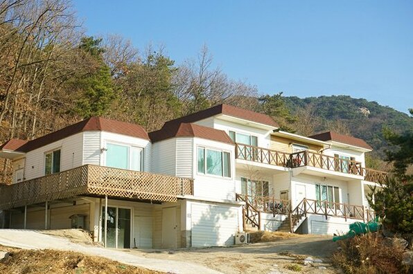 Ganghwa Sun House Pension