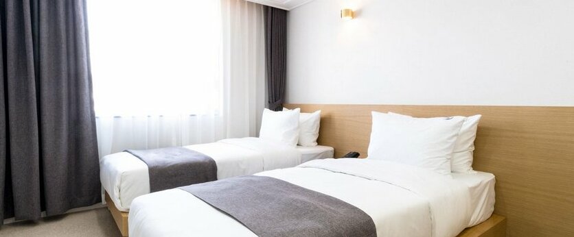 Hotel Legend Incheon - Photo2
