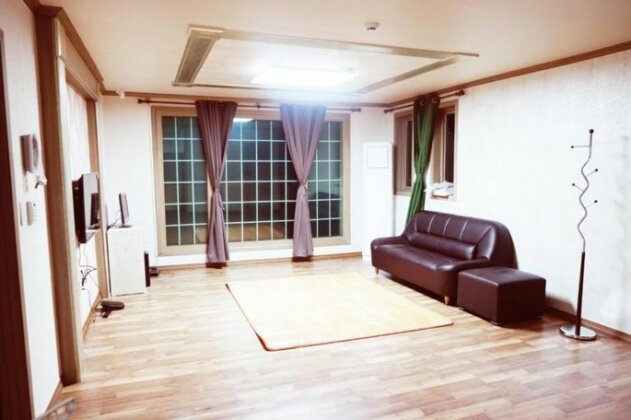 Incheon Pension Guesthouse - Photo2