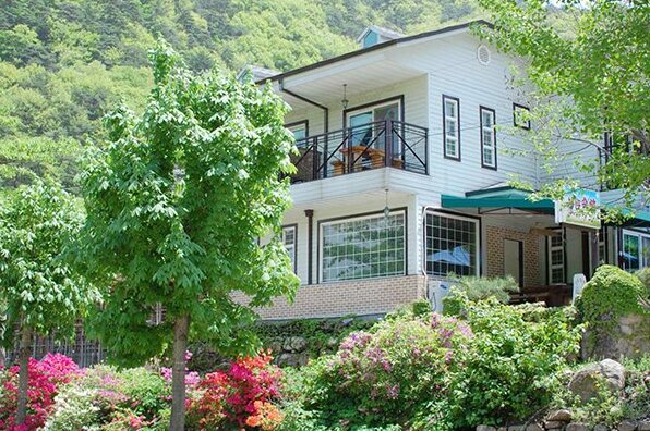 Jecheon Hansol Pension