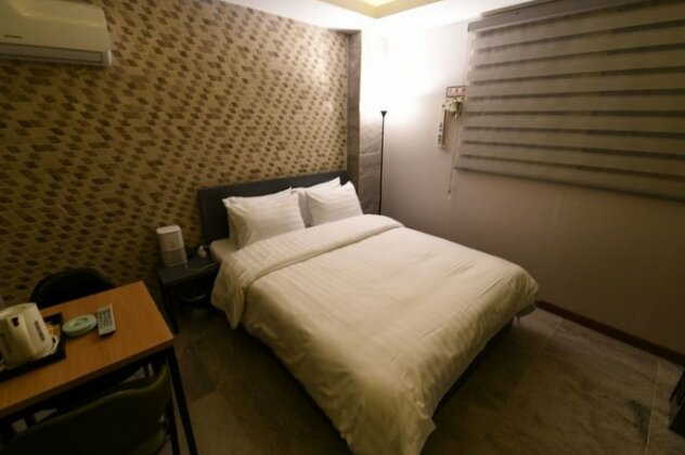 Jecheon Q Motel - Photo4