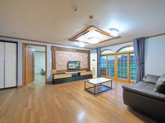Amasvill Hostel - Photo2