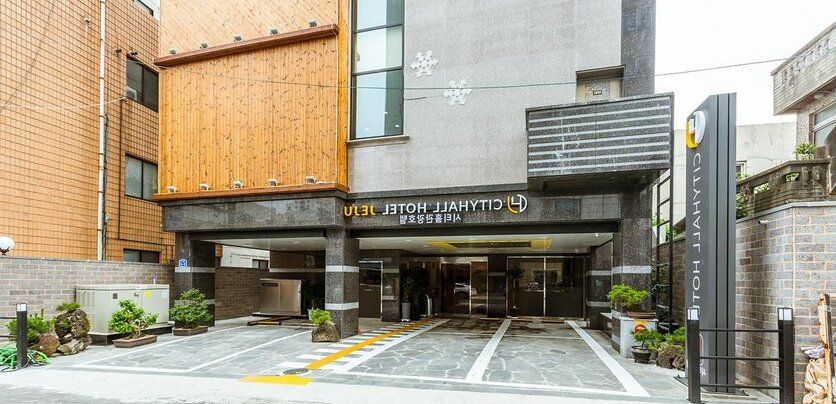 City Hall Hotel Jeju - Photo2
