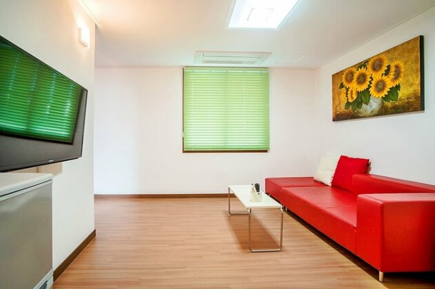 Engedi House - Photo4