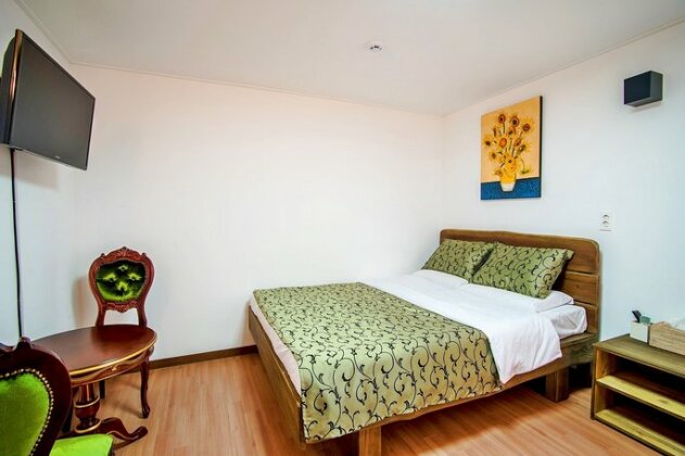 Engedi House - Photo5