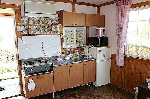 Jeju Ebbnase Pension - Photo2