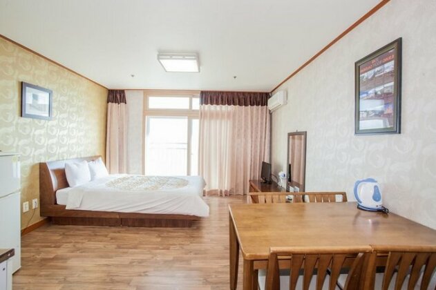 Jeju Ilsung Beach Condo - Photo5