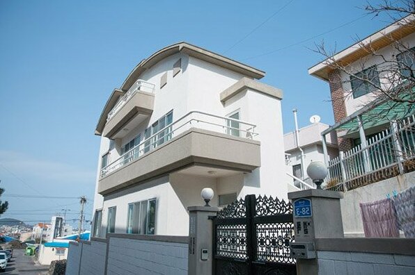 Jeju Malloch Guesthouse - Photo5