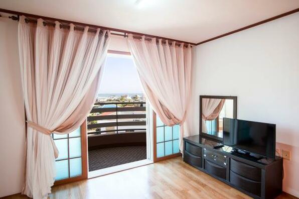 Jeju Ocean & Park Pension - Photo4