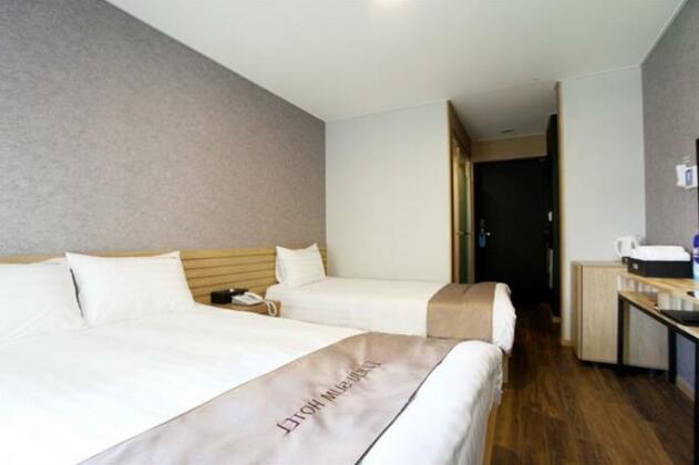 Jeju Slim Hotel - Photo4