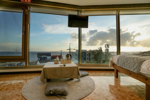 Jeju View Tower Resort & Guesthouse - Photo4