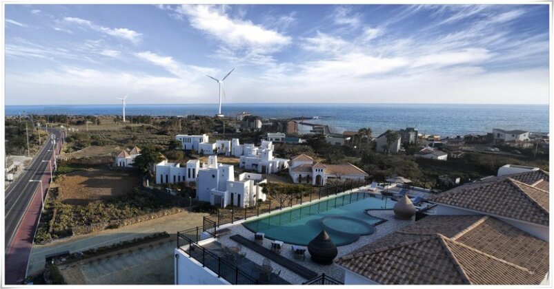 Libentia Hotel&Pool Villa - Photo5