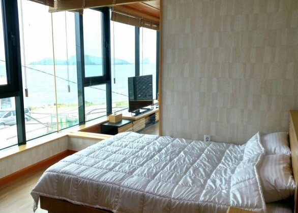 Seaside View Pension