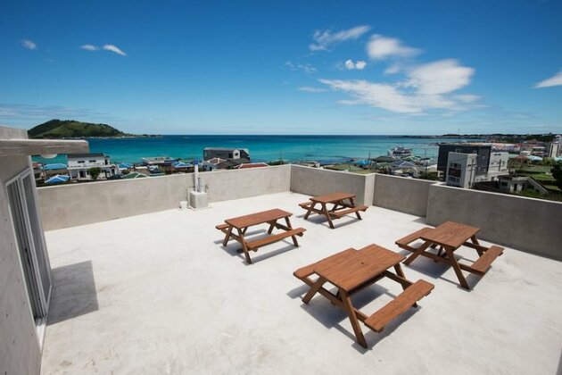 Silver Ocean Pension - Photo2