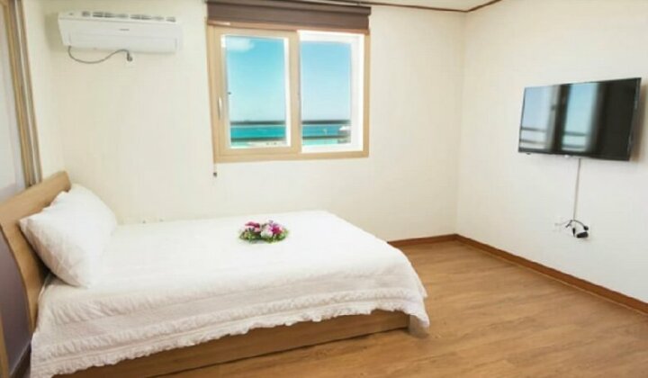 Silver Ocean Pension - Photo3