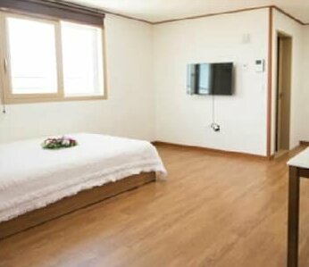 Silver Ocean Pension - Photo5