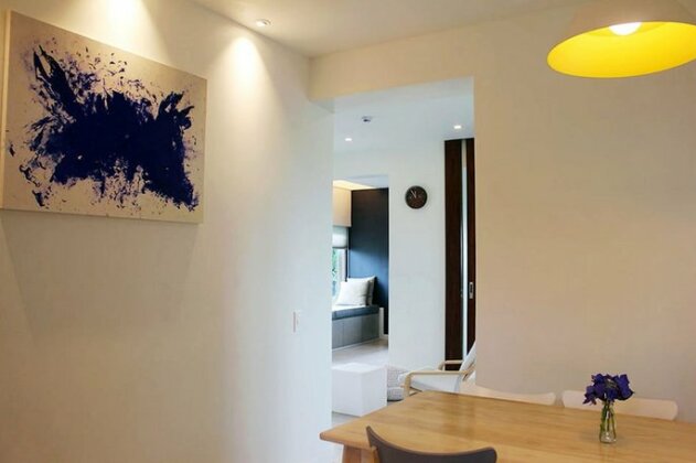 Void Pension - Photo3