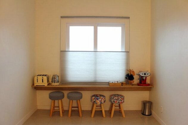 Void Pension - Photo4